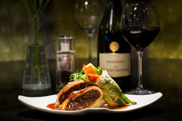 Zeffirellis vegan nut wellington